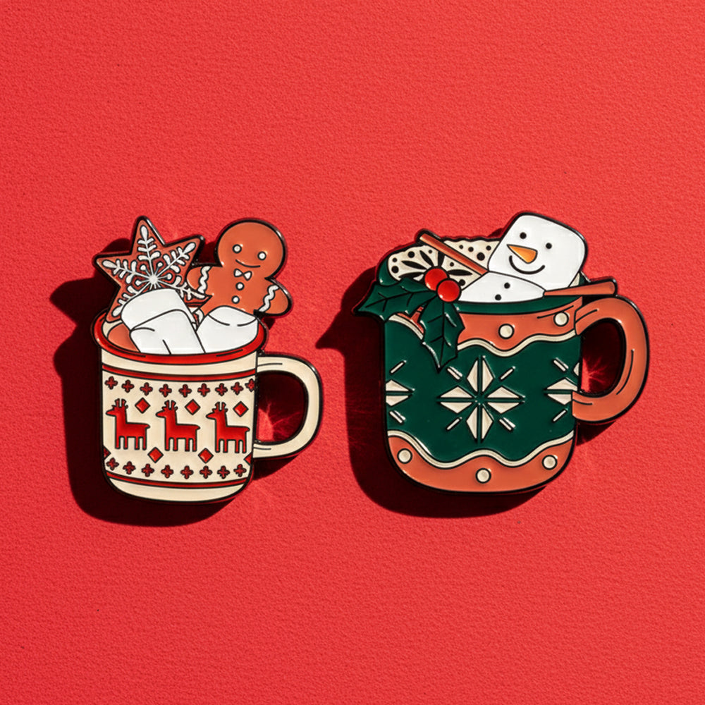 Duo Pin's Noël Chocolat Chaud Bonhomme Pain d'Épices Guimauves Hiver Cosy