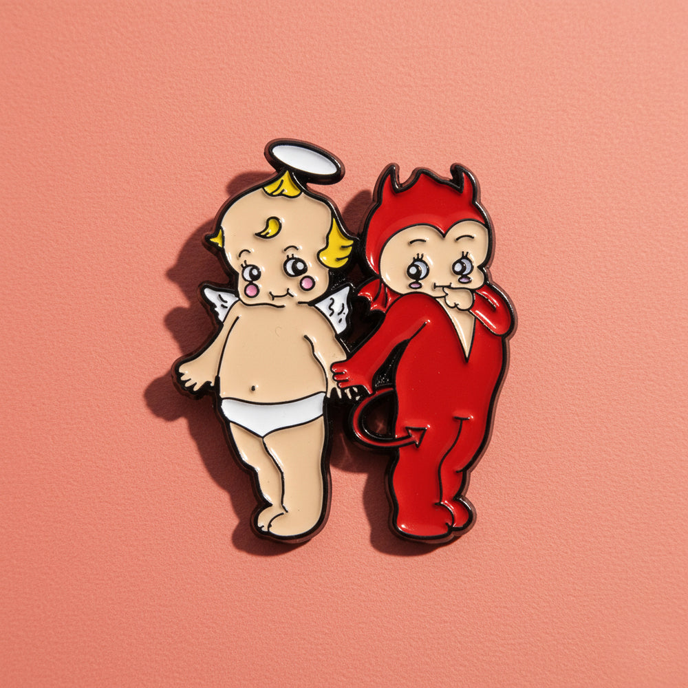 Pin's Émail Ange et Diable Kewpie Mignon Vintage Kitsch