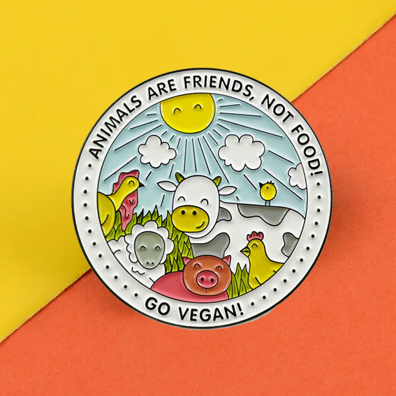 Pin's Go Vegan - Animals are friends - Les animaux sont nos amis pas de la nourriture