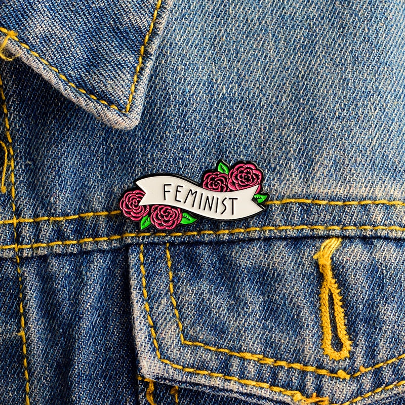 Pin's Féministe, Insigne féministe