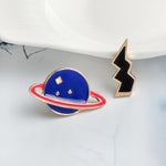 Double Pins planète saturne et éclair - pins emaillé avec chainette pins Nasa