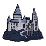 Pins Chateau sur la montagne