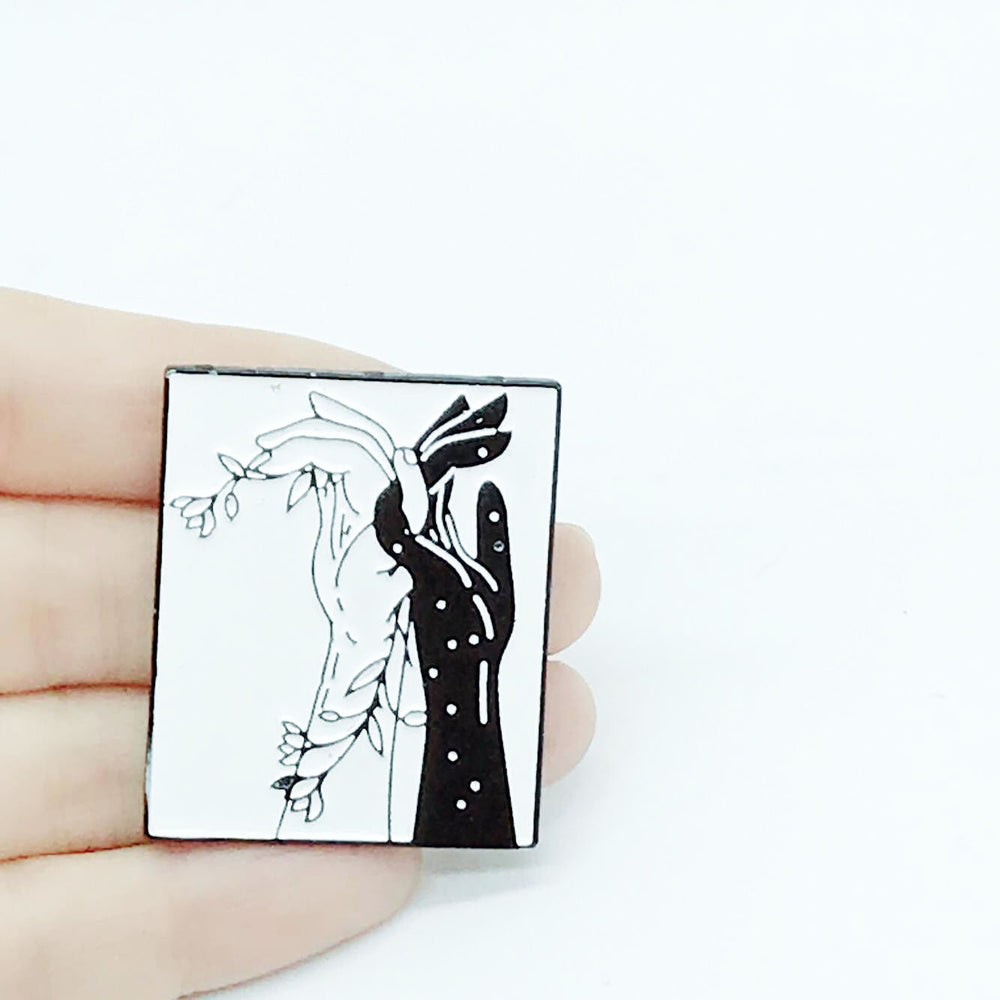 Pins Mains Entrelacées - Pins Amour Saint Valentin - Pins tendance Mains illustrées