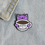 Adorable Pins Chat Kawaii dans une Tasse de Café - Pin's Original Cats & Caffeine