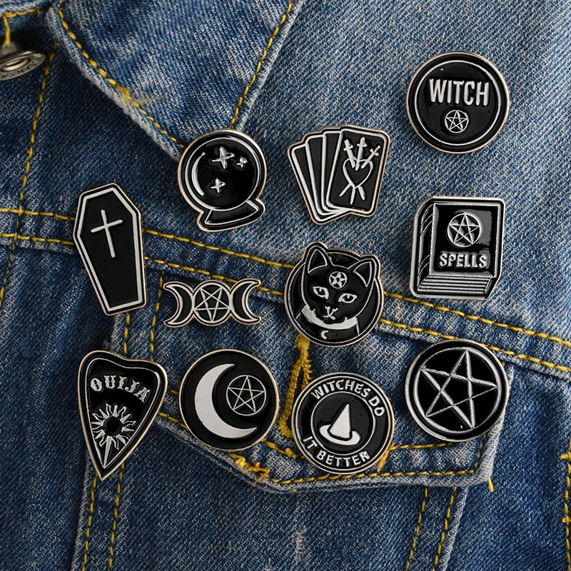 Pins Sorcière Sorcellerie - Pins Original Pas Cher - Grimoire - Pins Gothique Tendance
