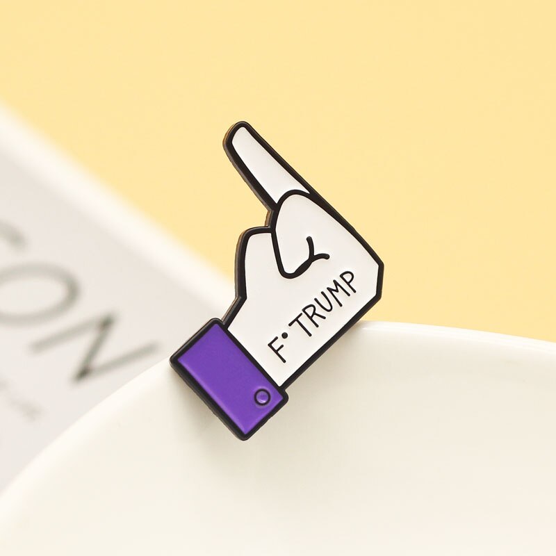 Pin's Trump Grossierté Humour- Pins Message