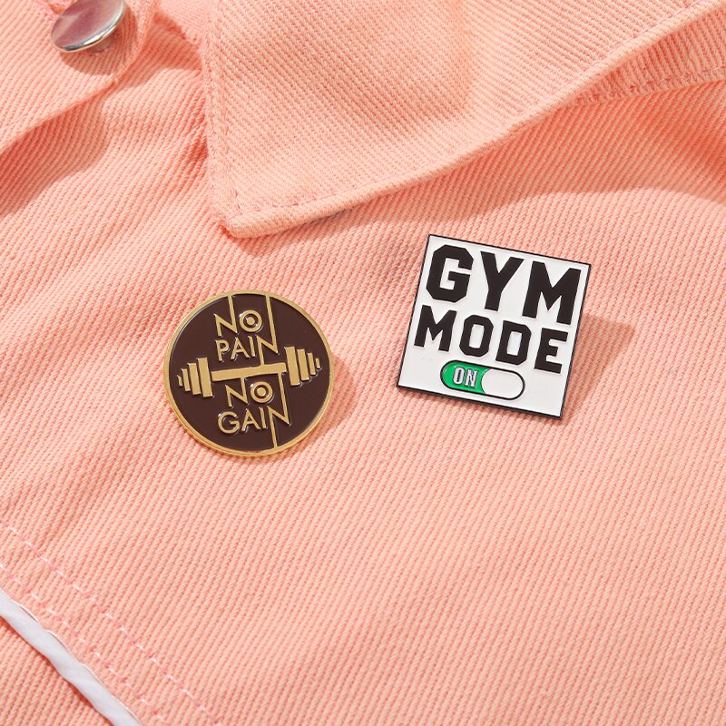 Pin's message original et stylé "No Pain No Gain" Persévérance Gym Sport Fitness Challenge