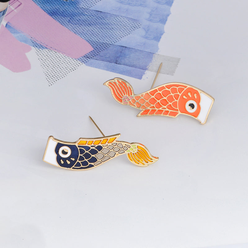 Pins Poisson japonais Koi Broche en émail poisson