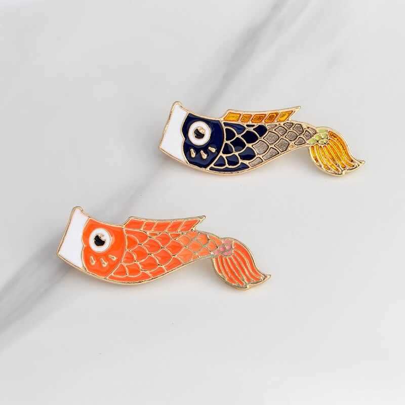 Pins Poisson japonais Koi Broche en émail poisson